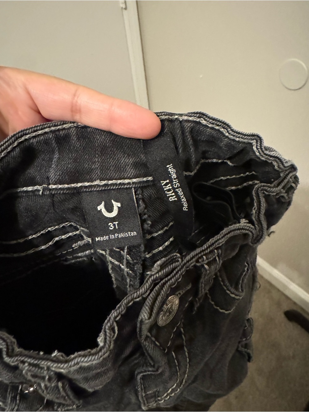 True Religion Kids' Black Cargo Jeans Size 3T - Picture 3 of 6